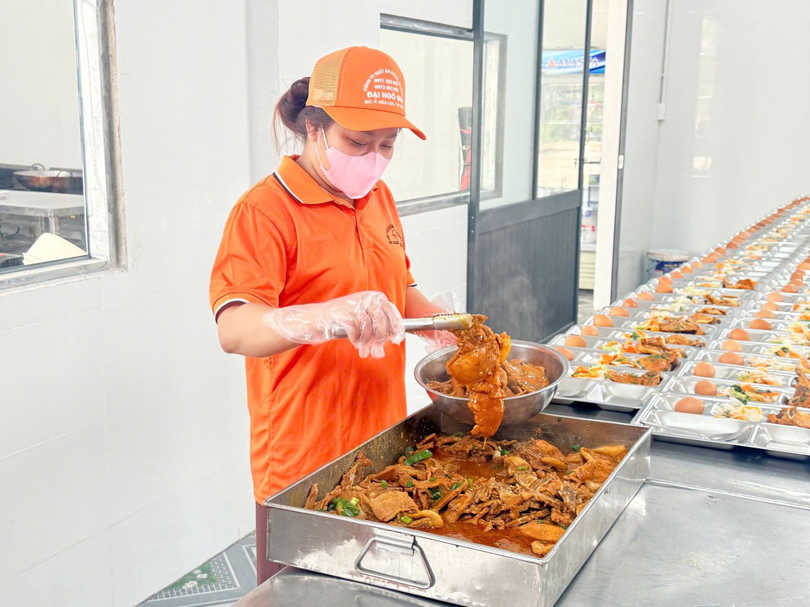 Cung cấp suất ăn công nghiệp 