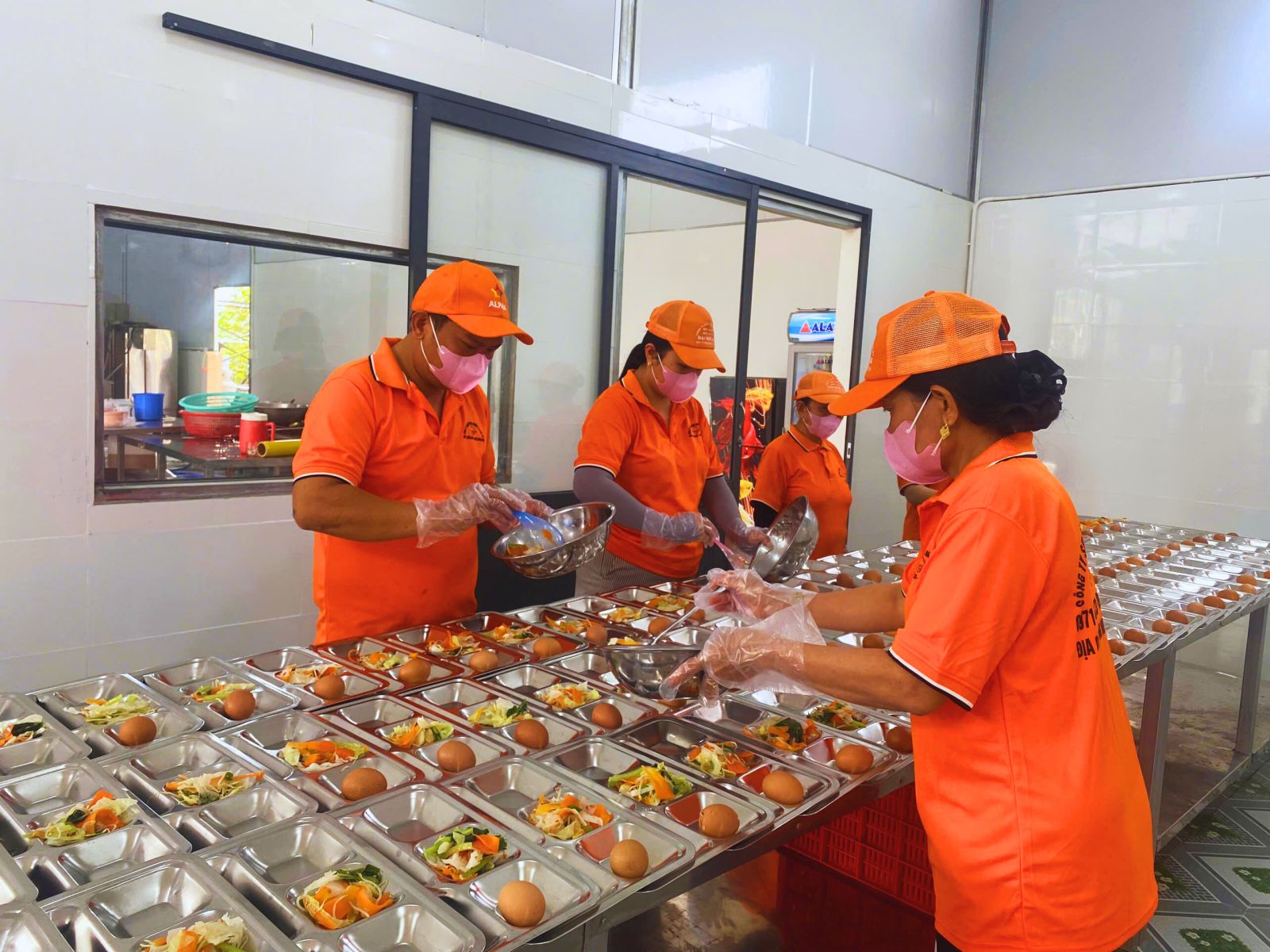 suất ăn công nghiệp trong khu công nghiệp Mỹ Phước