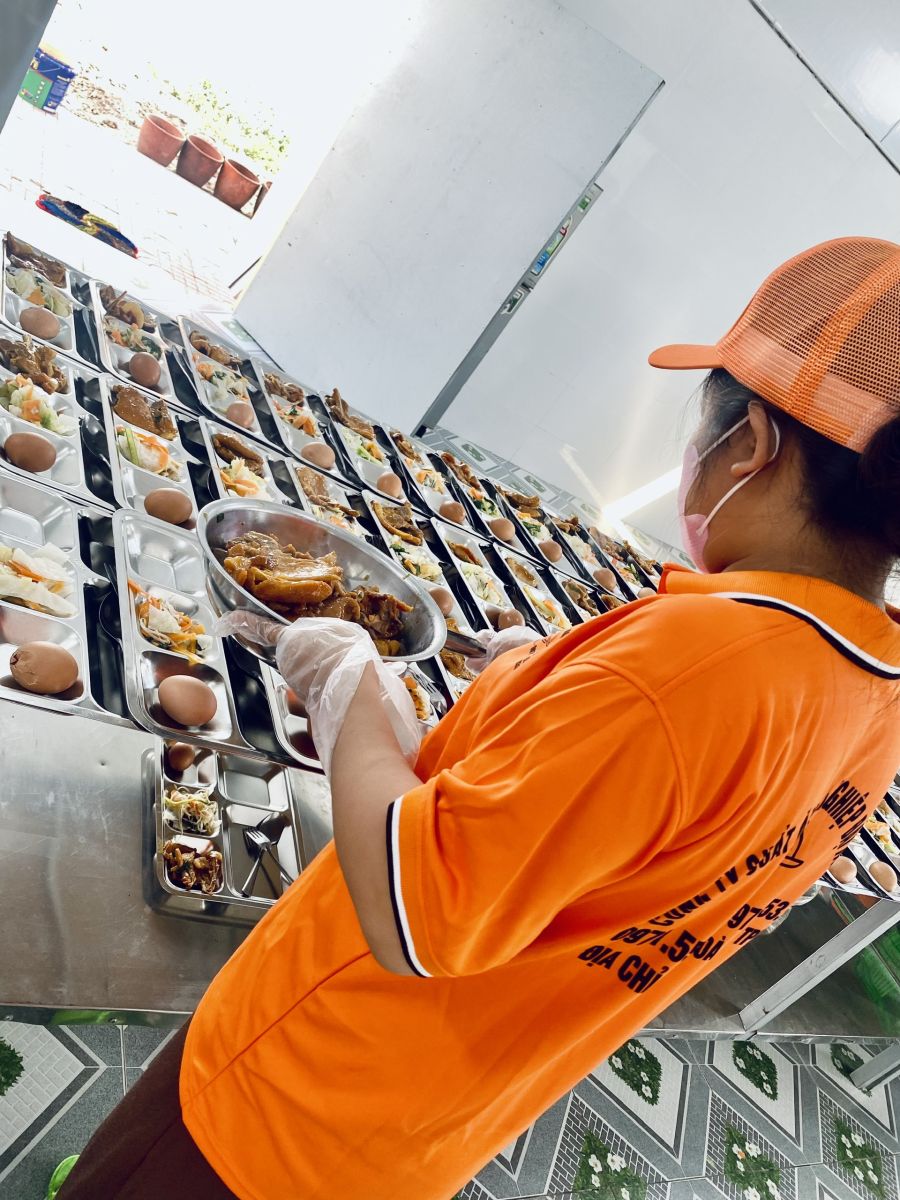 cung cấp suất ăn công nghiệp